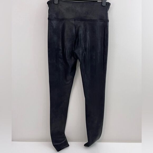 Spanx Faux Leather Leggings Size Large - Picture 7 of 9